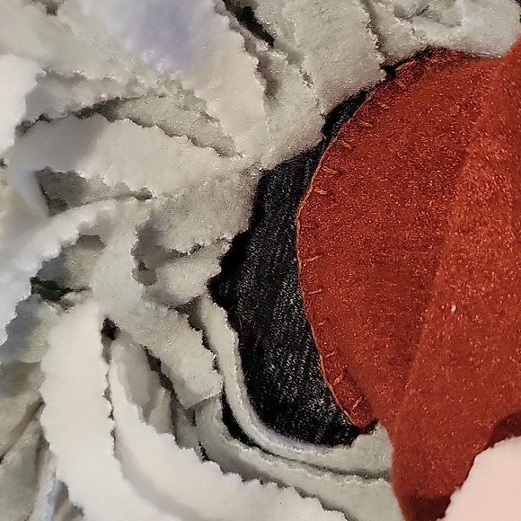 For Dogs Hand crafted snuffle sniffer enrichment mat for large dogs - Picture 9 of 17